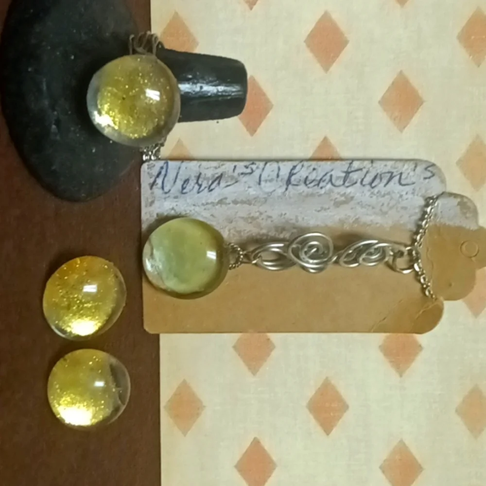 Jewelry - Picture 4 of 4
